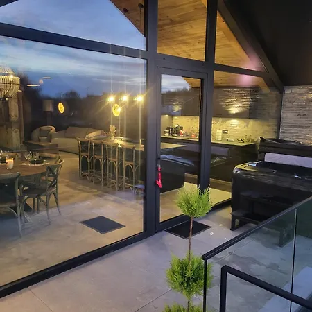 Osciade Lodge